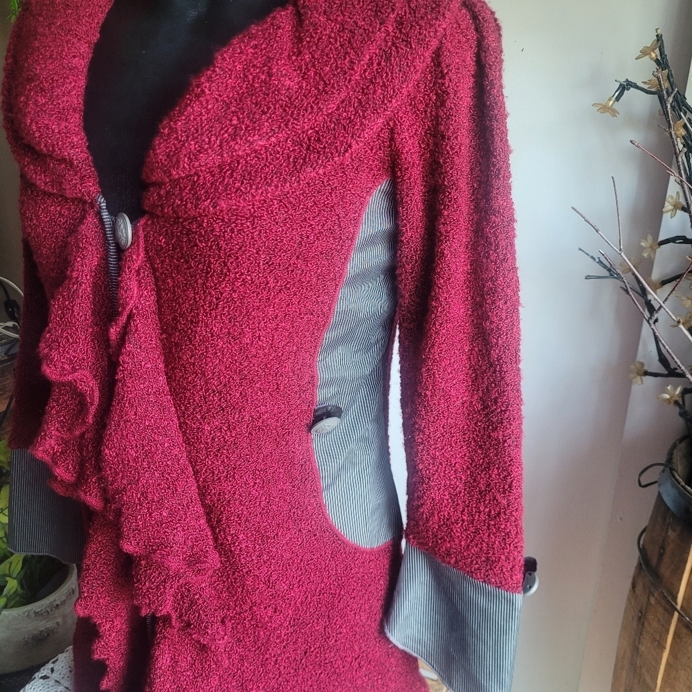 Feelings Red Ruffle Button Front Knit Sweater Cardigan Size S - Picture 3 of 8